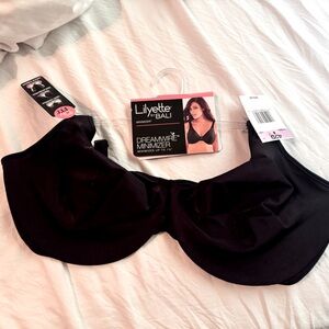 NWT Lilyette by Bali bra